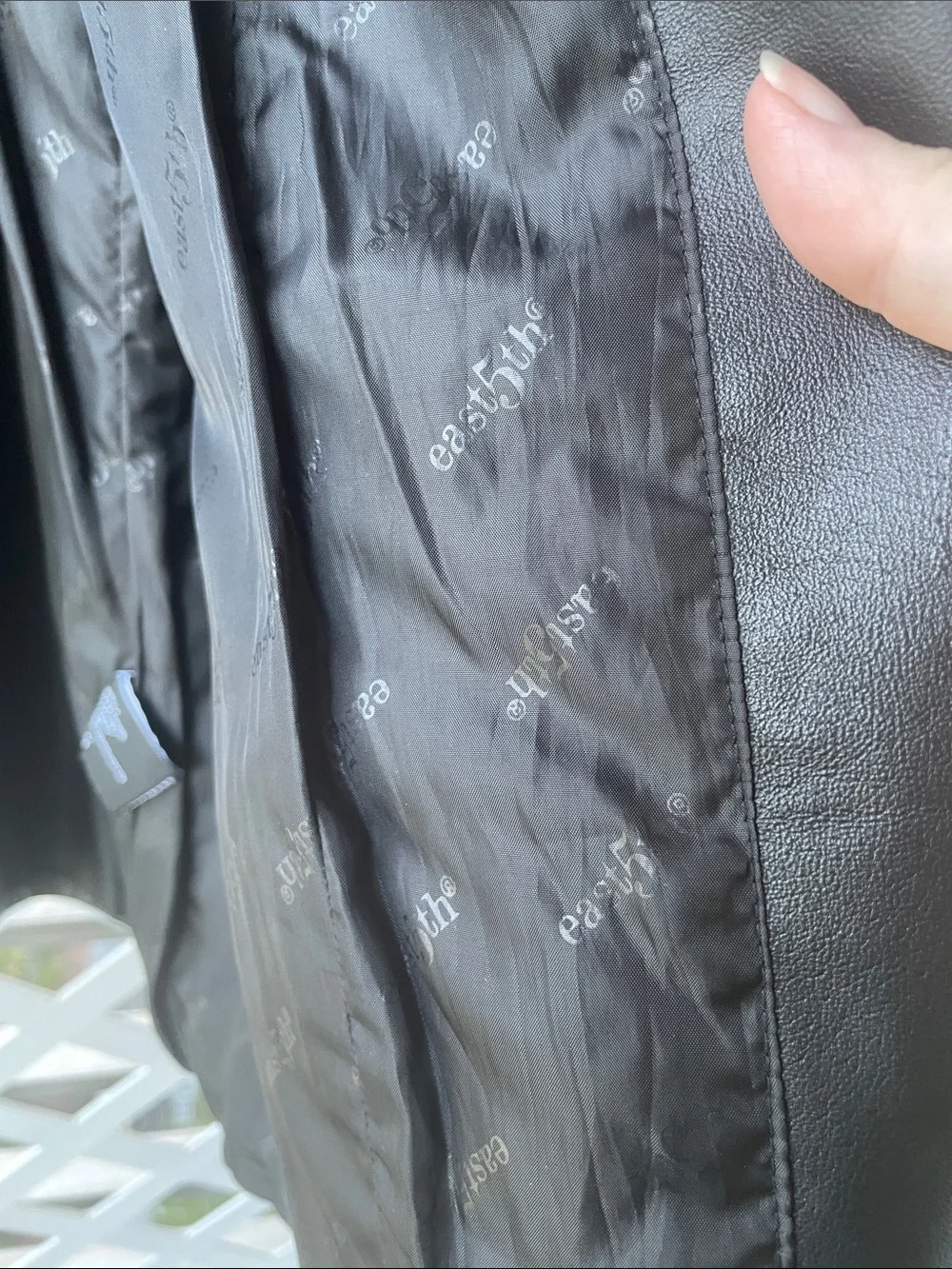East 5th Vintage EUC Full Zip Leather Jacket - Picture 10 of 14